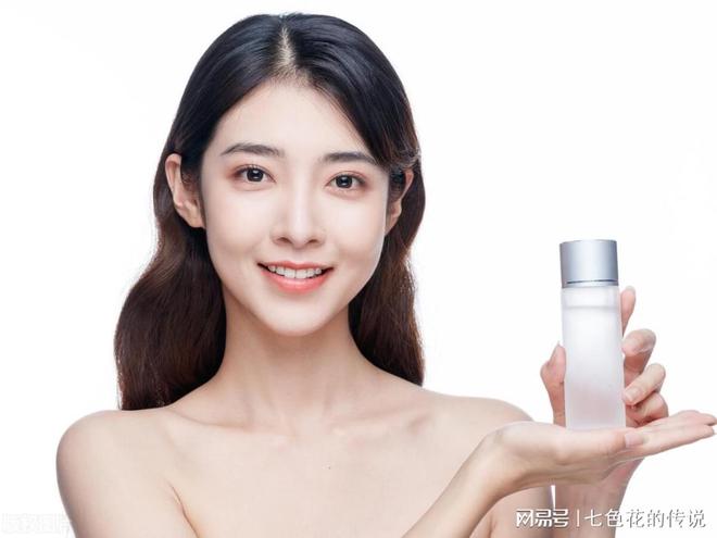 保湿舒缓肌肤泛红修复屏障重焕光彩！爱游戏最新2025面膜排行榜补水(图3)